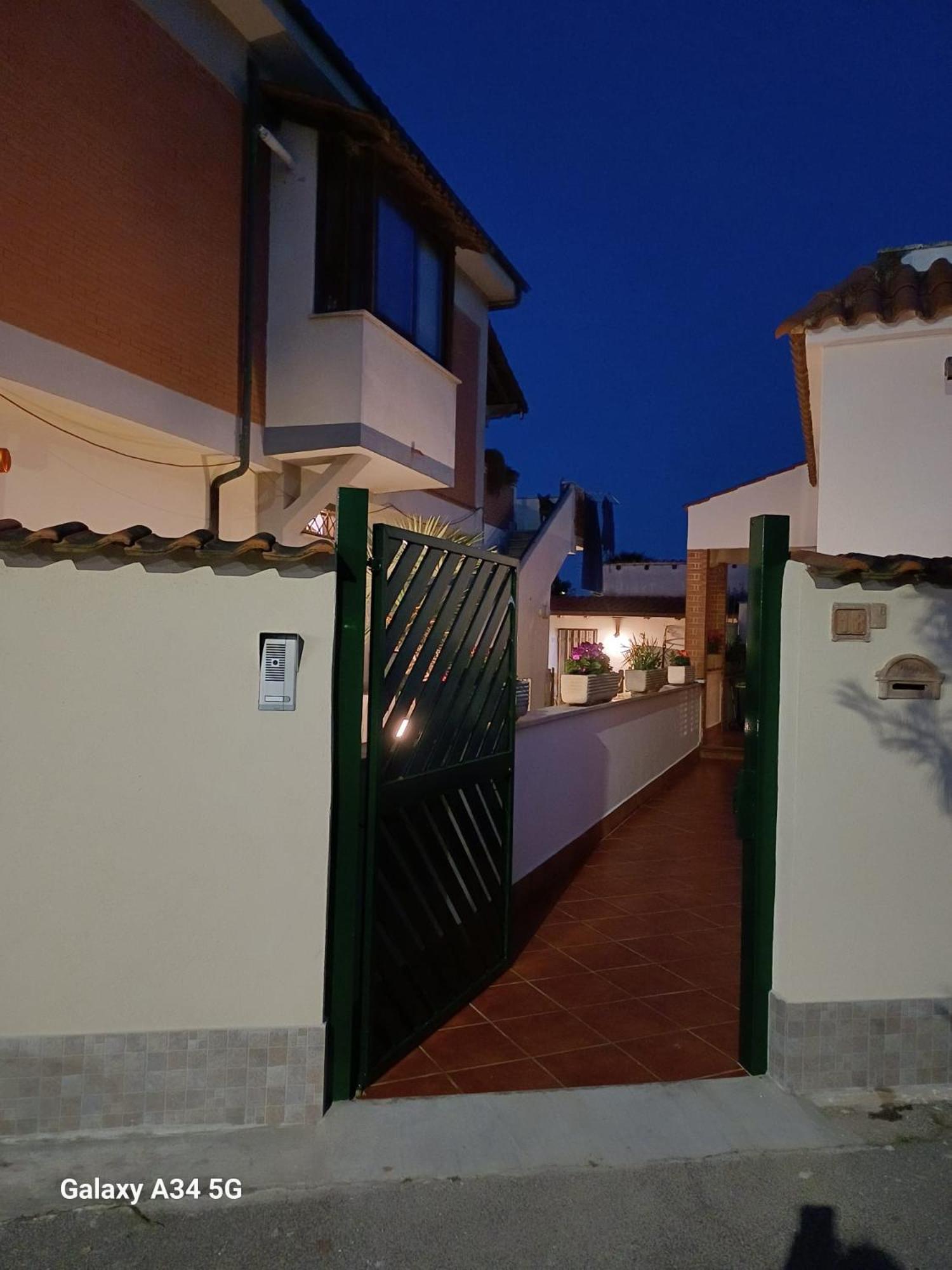 Apartament Civico18 Fiumicino Zewnętrze zdjęcie